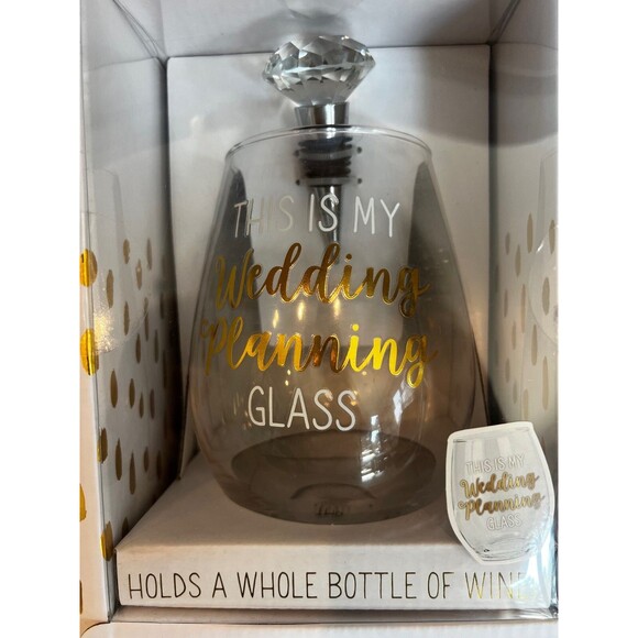 Oversized  This is my Wedding Planning 30 Ounce Wine Glass & Stopper NEW IN BOX - Picture 3 of 7